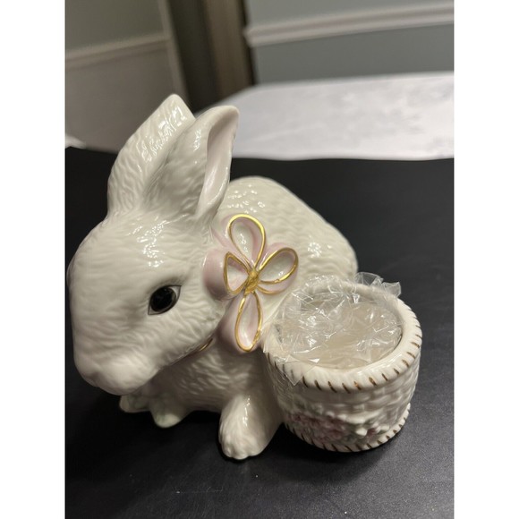 Lenox Easter Bunny Rabbit Flowers Candle Holder Figurine - Picture 12 of 13